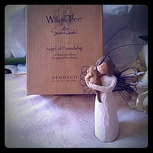 Willow Tree Angel of Friendship Figurine